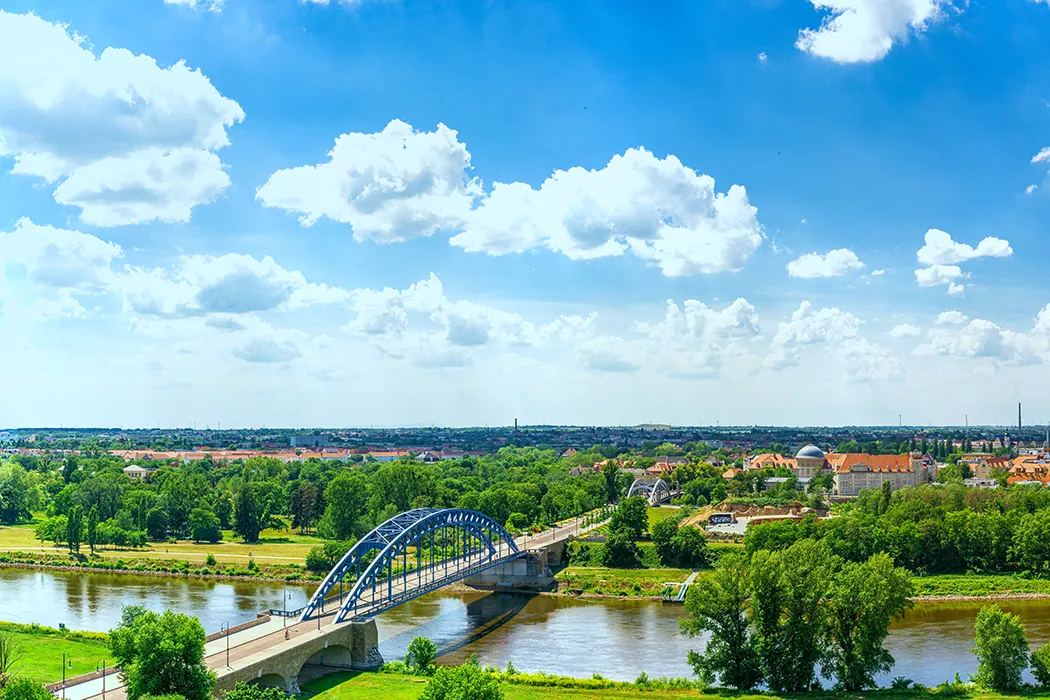 Schwimmbeckenanlage in Ottersleben (Magdeburg) - Pool- & Freizeitwelt Koch GmbH & Co. KG